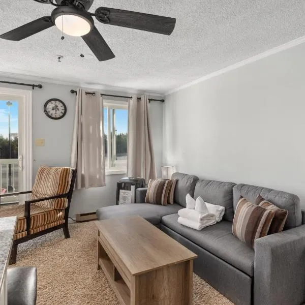 Stroll to Slopes, Village Area, Ski in-out MtLodge 219, hotel v destinaci Snowshoe