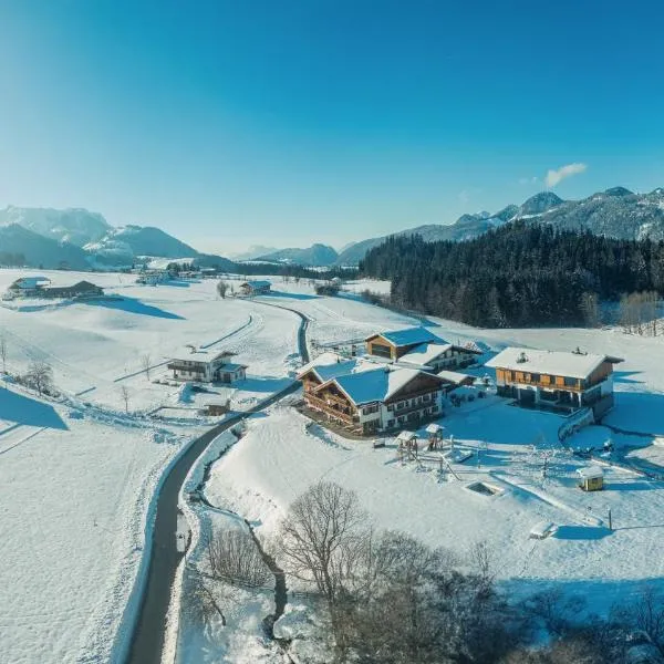 Feriengut Unterhochstätt, hotel v destinaci Schwendt