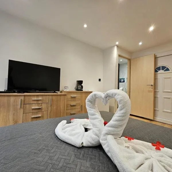 Centar RI-ROOM, hotel v destinaci Rijeka