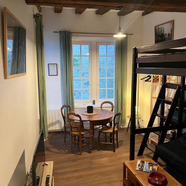 studio 4pers. centre de Loches, hotel en Loches