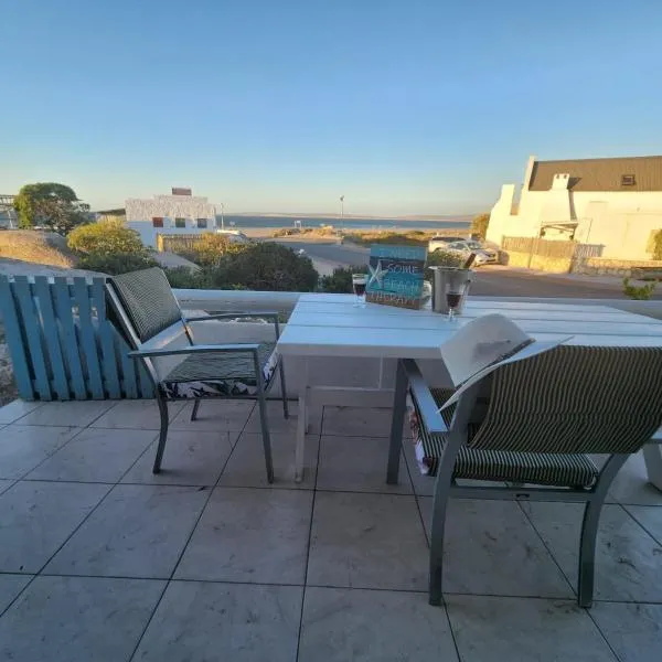 Duintjie Beach Cottage, hotel in Paternoster