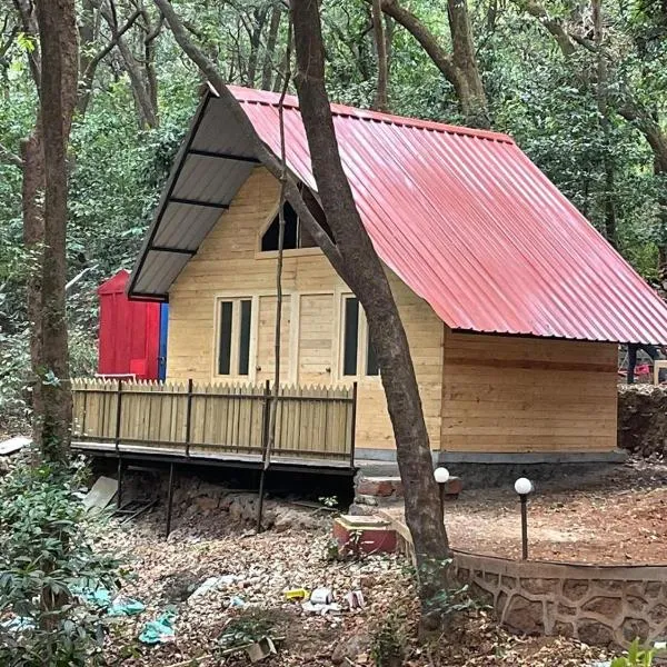Nature Glamping, hotel v destinaci Matheran