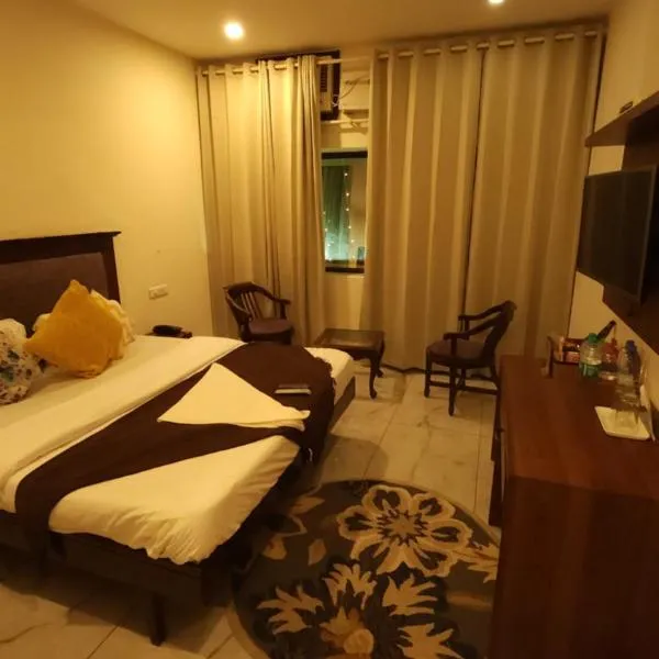 Hotel Bliss Stay, hotel di Chandigarh