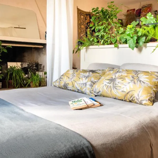 Botanica, hotel din Calcata