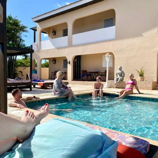 Casa Amalia - Jan Thiel Beach, hotel di Willemstad