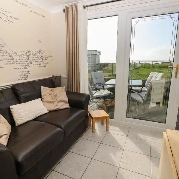Shipwreck Chalet, hotel in Kidwelly