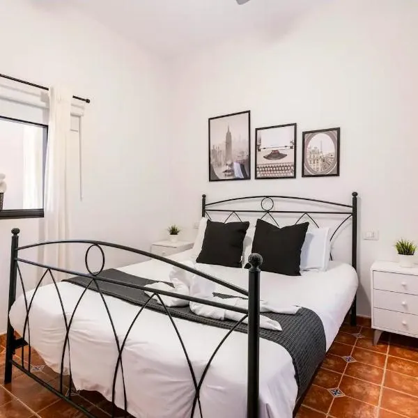 Apartamento La Listada Alto, hotel v destinácii La Listada