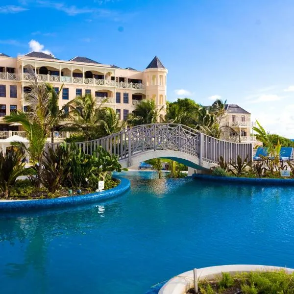 The Crane Resort, hotel en Long Bay