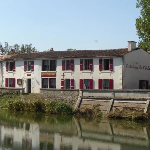 L'auberge'Inn、Saint-Hilaire-la-Paludのホテル