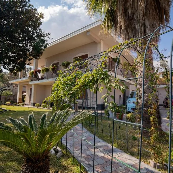 Villa Marchese, viešbutis mieste Trekastanis