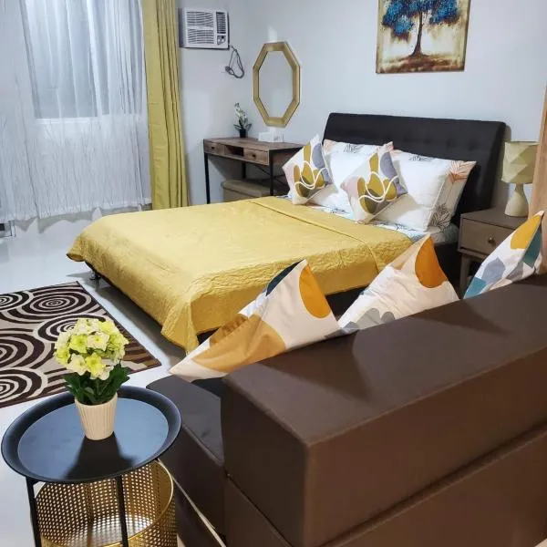 VERDANT by Camella Manors Deluxe Queen Room with Balcony, Gym and Swimming Pool, hotel v destinaci Puerto Princesa