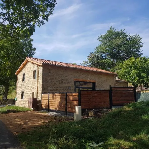 Gîte de caractère, hotel v destinaci Saint-Jean-la-Vêtre