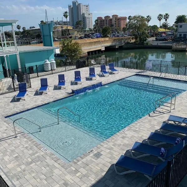 Sea Jay Motel and Marina, hotel i St Pete Beach