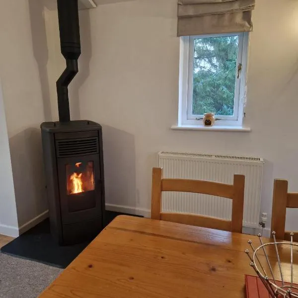 Warner - Treworgie Barton Cottages, Hotel in Bude