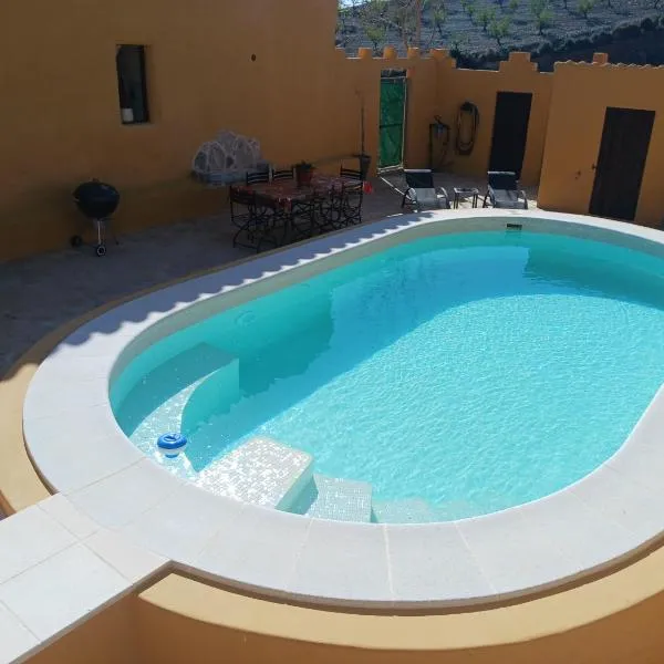 Casa rural los Cerezos, hotel in Albox