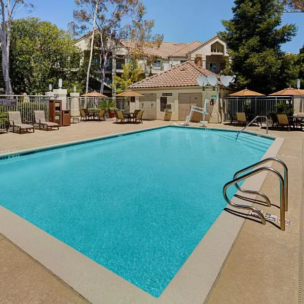 ハイアット ハウス ベルモント レッドウッド ショアーズ（Hyatt House Belmont Redwood Shores）、ベルモントのホテル