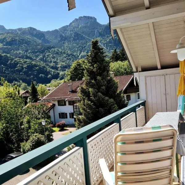 Fewo Kaminfeuer Aschau im Chiemgau, hotel v destinaci Aschau im Chiemgau