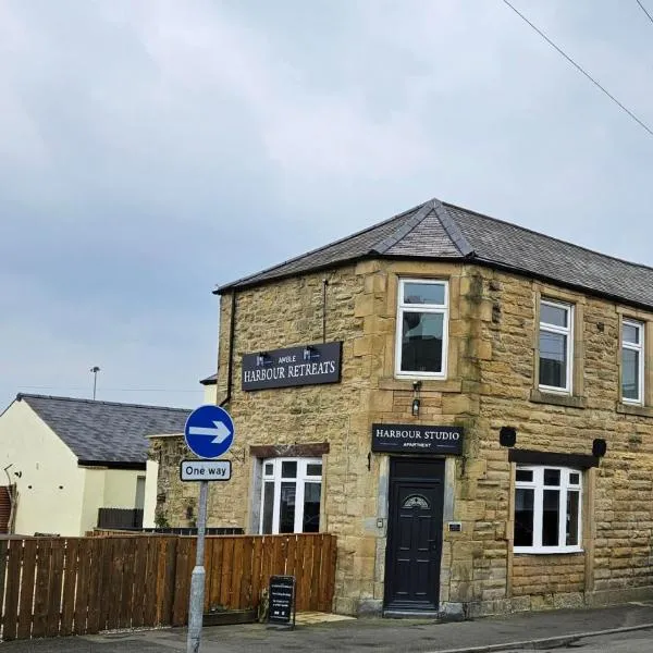 Amble Harbour retreats, hotel in Amble