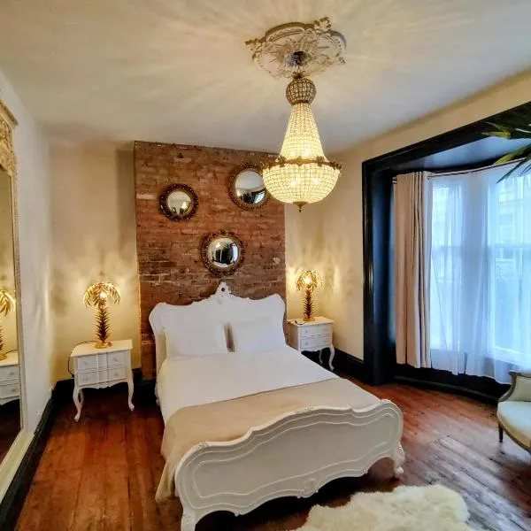 Salt Life Belgravia Apartment, hotel v destinaci Brighton & Hove