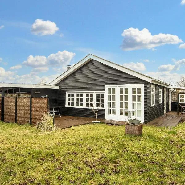 Holiday home Grenaa XXXII, hotel u gradu Greno
