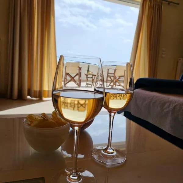 Zoe's home - stunning view, hotel in Áyios Konstandínos