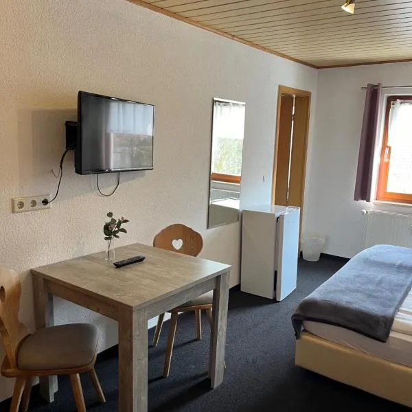 Pension Unterreichenbach, hotell i Schwabach