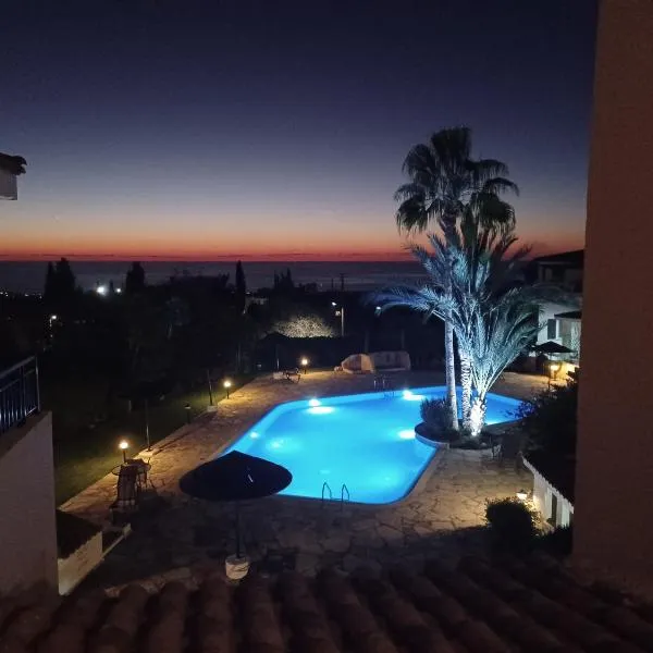 Sunset & Seaview at Tala Avli, hotel en Tala