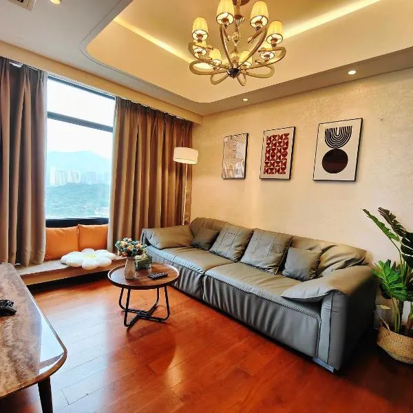 Mangrove Bay Riverside Hill Riverview B&Bl紅樹灣河畔山河景民宿l豪華五房六床高層山景河景l離華發商都商場和港珠澳大橋及拱北澳門關口10分鐘l離橫琴長隆王國25分鐘l樓下北山古城食街, hotel v destinaci Ču-chaj