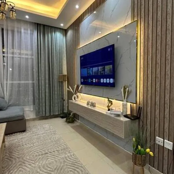 Luxury 1 bedroom amazing view, hotel in Ajman 