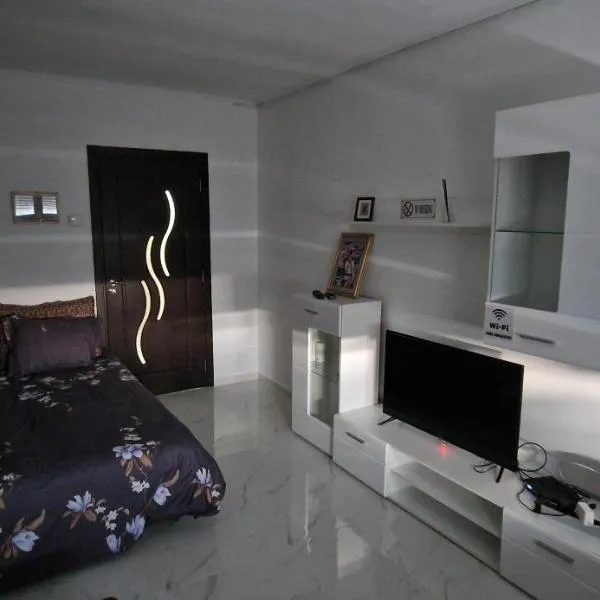 SylvanoStudioCenter, hotel in Ploieşti