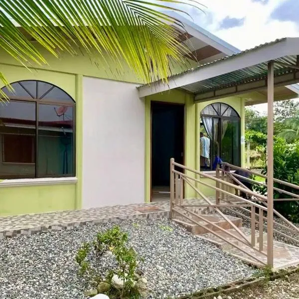 Casa El Jardín, hotel v destinaci Río Claro