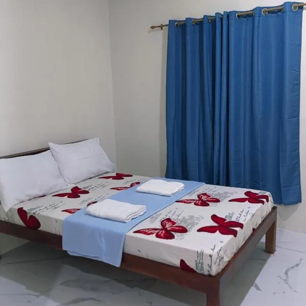 K.Y.M Pension House, hotel v destinaci Moalboal