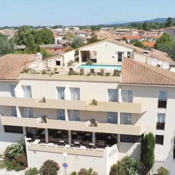 Hotel Les Nevons, hôtel à LʼIsle-sur-la-Sorgue