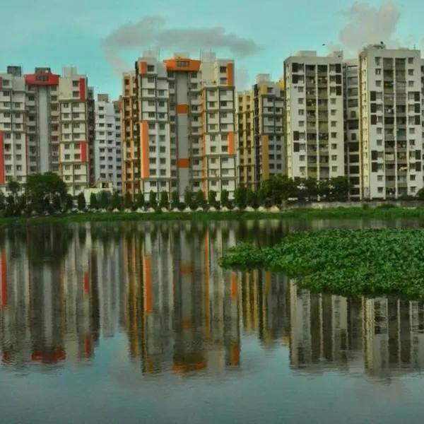 South-East-West Facing 3 BHK Lakeview Flat Howrah West Bengal, hotel v destinaci Howrah