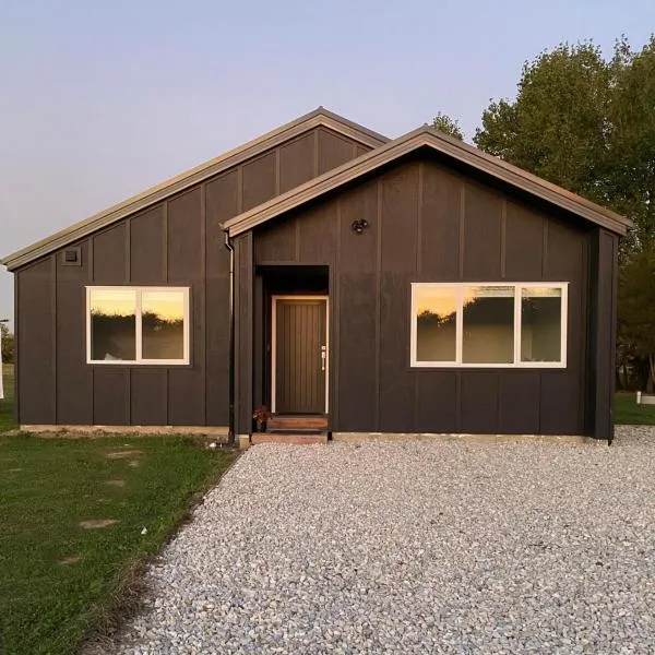 Modern and new house, hotel di Ngaruawahia