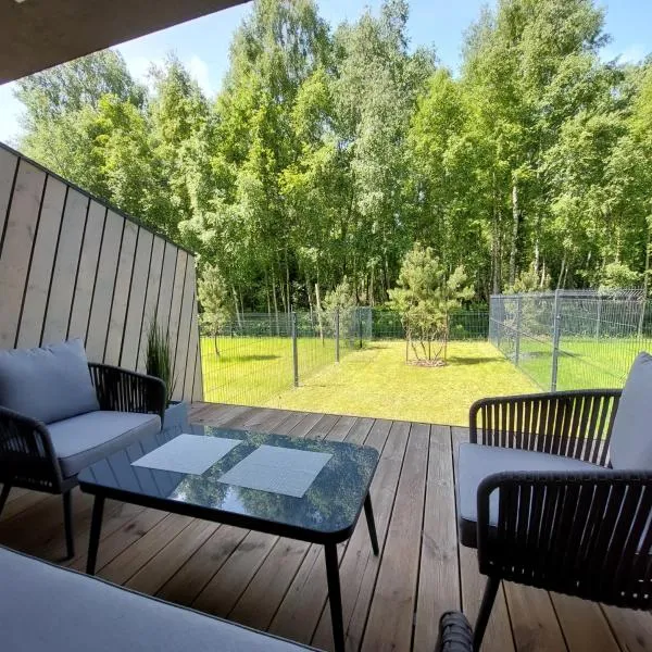 Gold holiday Apartments - "Fairy Tale Forest" Mano jūra 2,帕蘭加的飯店