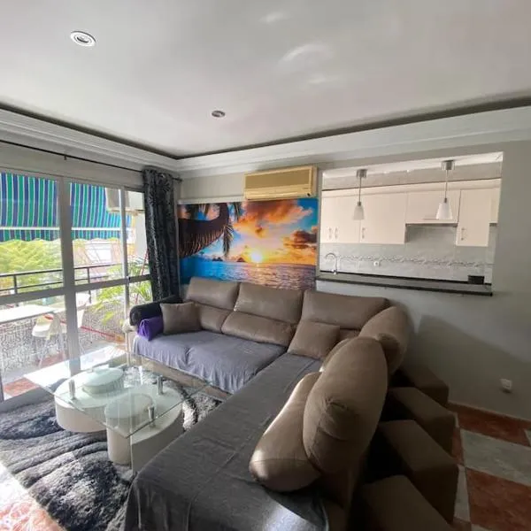 Apartamento SILDA, hotel v destinaci Torre del Mar