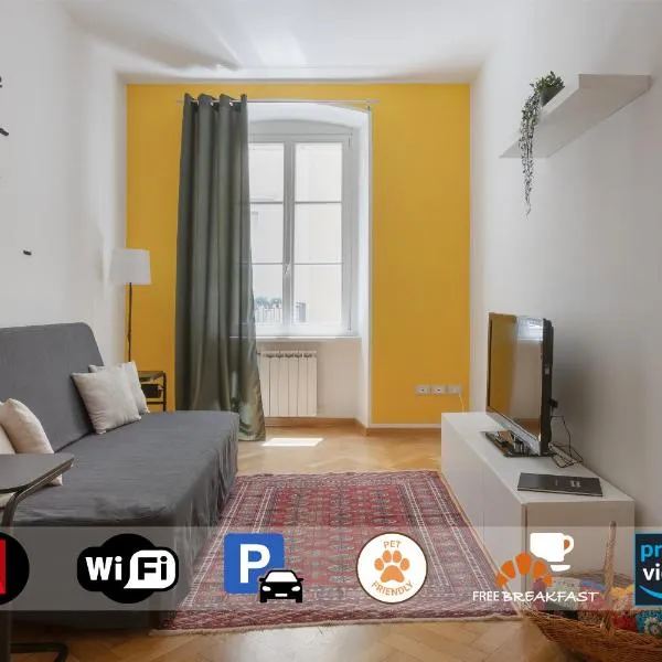 Charme Bukowski, a Trieste centro con parcheggio, ξενοδοχείο στη Τεργέστη