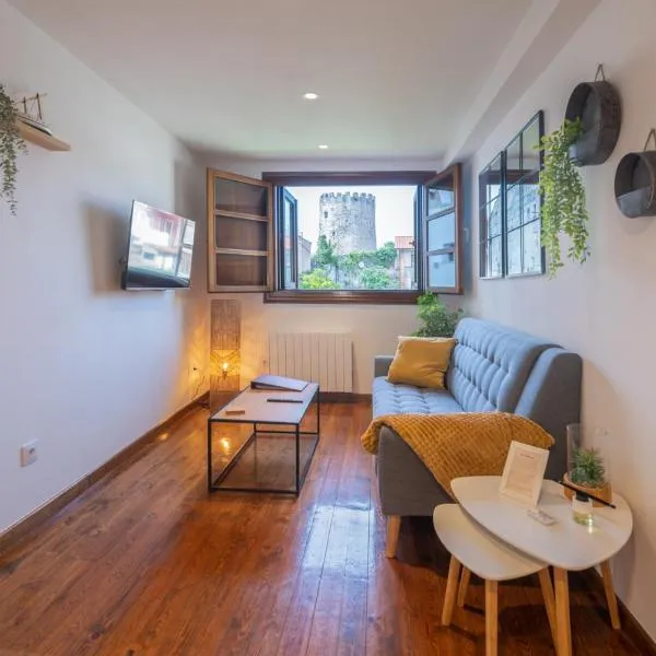 Apartamento histórico en el centro de Llanes, a 2 min a pie de la playa, hotel en Llanes