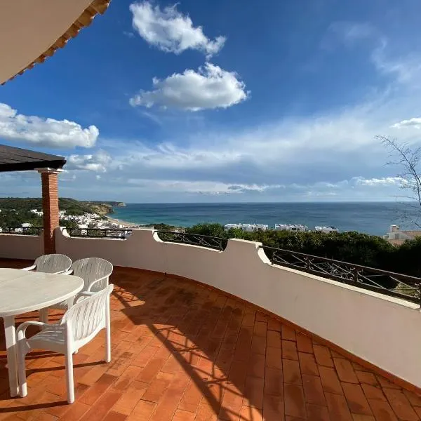 Casa Panorama, hotel di Salema