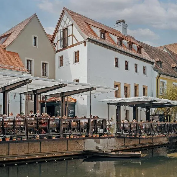 Bootshaus Amberg, hotel v destinaci Amberg