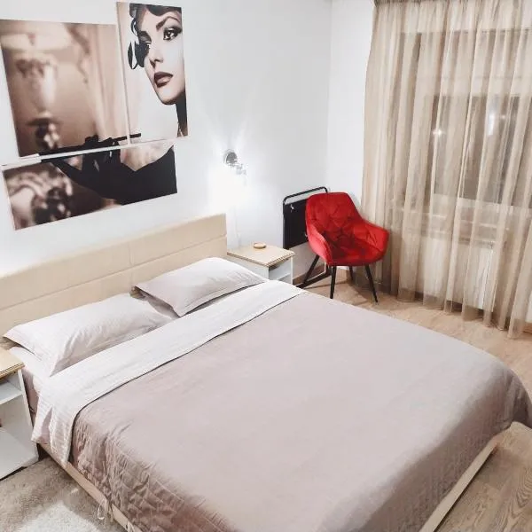 Luxury apartment in the heart of the capital, hotel in Kiev