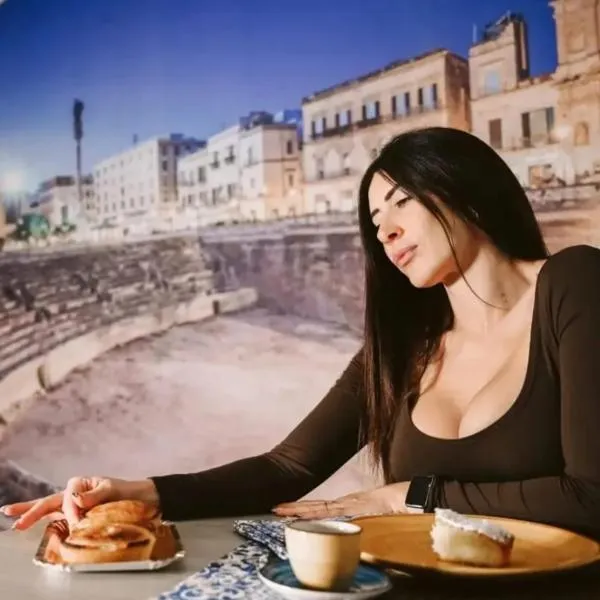 "Il Vecchio Salone" appartamento in pieno centro con garage privato, hotel in Lecce
