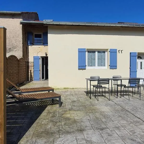 Gîte de la Chouette 70, hotel in Anchenoncourt-et-Chazel
