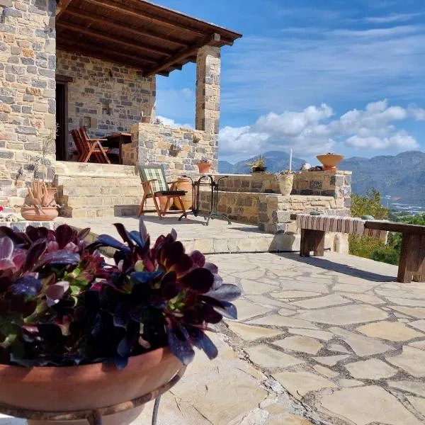 Evenos Stone Villa, hotel in Ierápetra