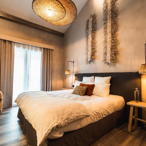 Hôtel de la Roche, hotel v destinaci Beaufort