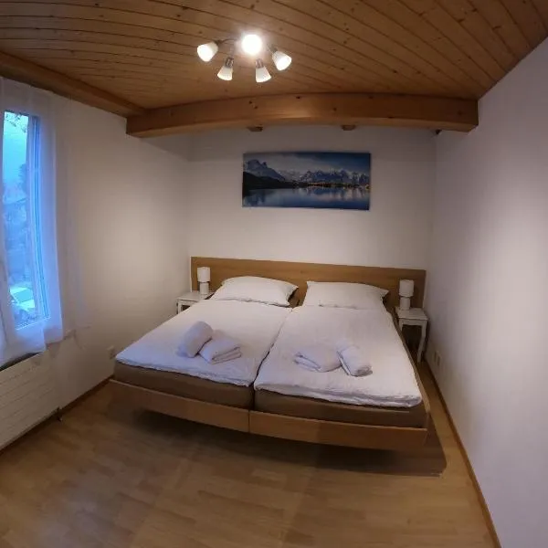 Fine&Pine Center Apartment, hotel v destinaci Matten