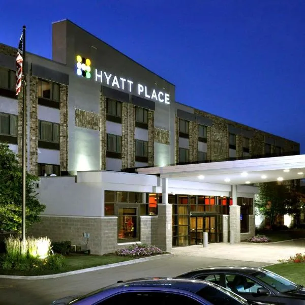 Hyatt Place Milwaukee Airport, готель у місті Мілуокі