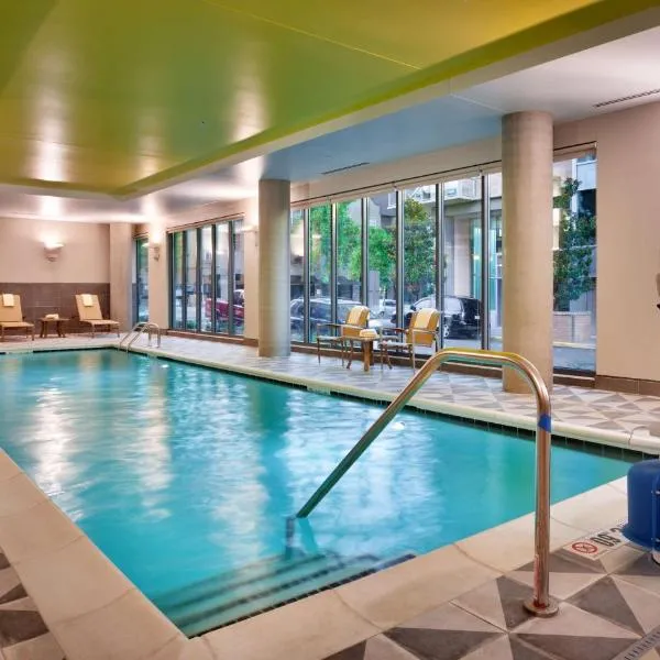 Hyatt House Portland / Downtown, hotel en Portland