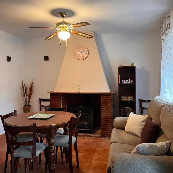 Casa Los Belenes, отель в городе Касорла